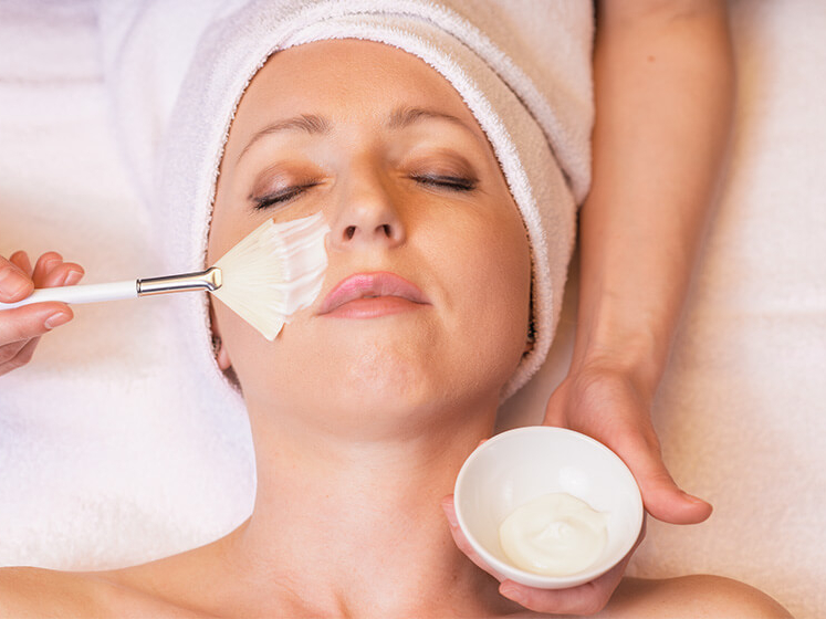 Collagen Renewal Facial